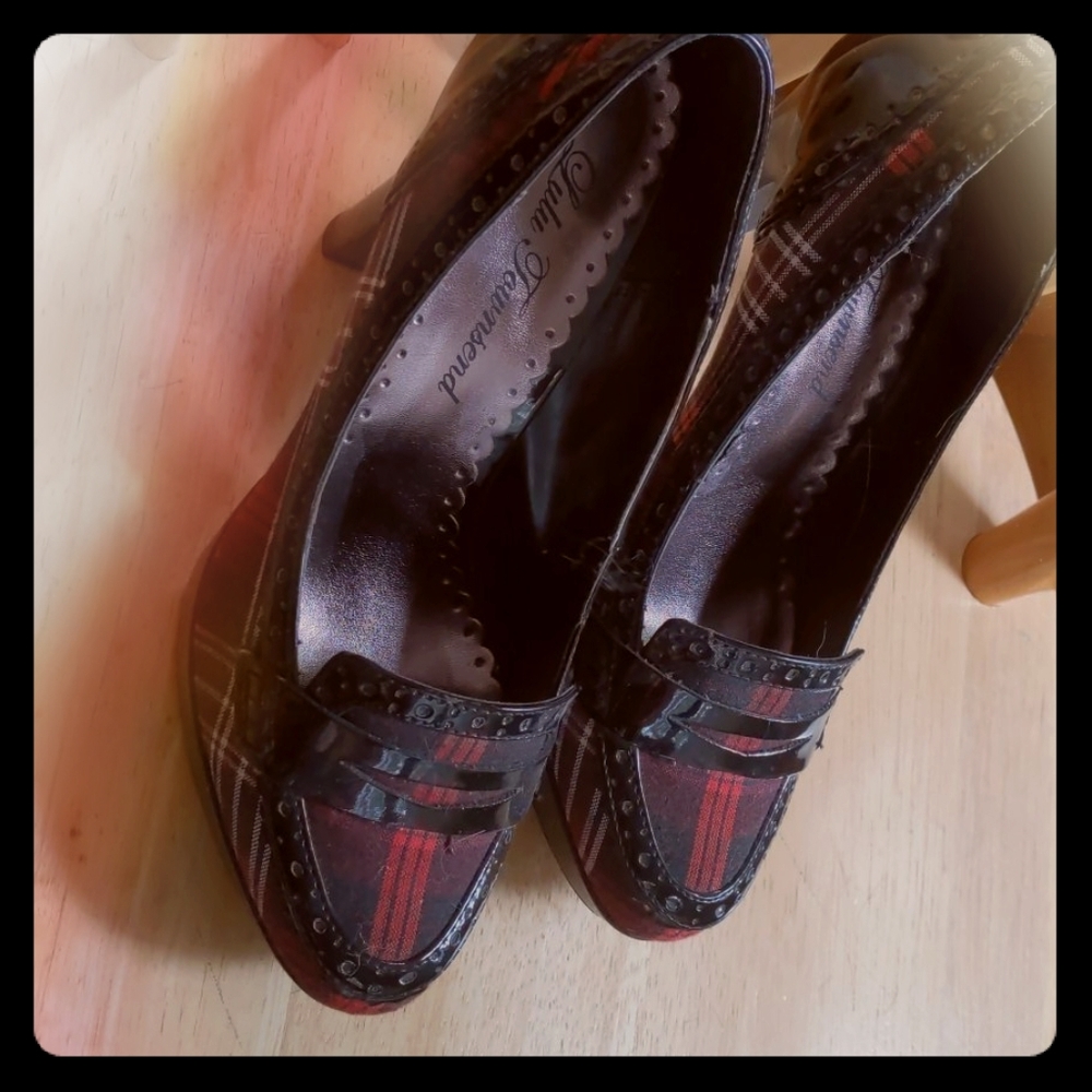 Basically new out of box Lulu Townsend 4-in platfo